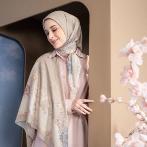 Heylocal’s Osaka Scarf | Hijab Segi Empat Printed Vinest Voal