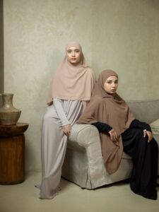 Abelly – Sofia Syari ( French Khimar Syar’i )