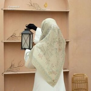 DAFANYA – Cleopatra Series Jilbab Motif Floral Kerudung Segi Empat Hijab Scarf bahan Voal Laser Cut