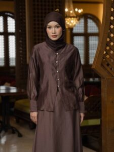 Mayoutfit Qiara Blouse | Blus Wanita Kerah V-neck Lebaran Kondangan Outfit