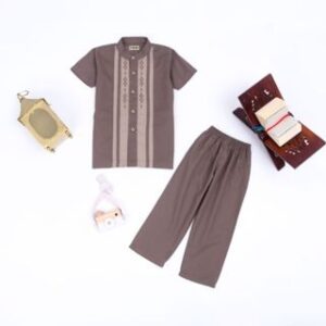 Chiciko – Baju Muslim Koko Anak Laki-Laki Full Bordir Lengan Pendek Usia 1-14 Tahun Matt Toyobo