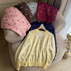 Hava PolkaLove Blouse – Atasan Wanita Bahan Rajut Premium Terkini
