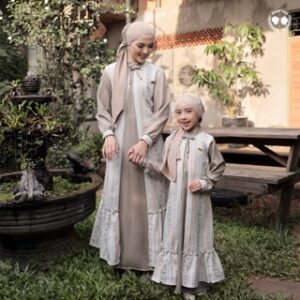 MARVES Naeema Gamis Sarimbit Baju Muslim Couple Ibu Anak Perempuan Free Pashmina Bahan Shakilla